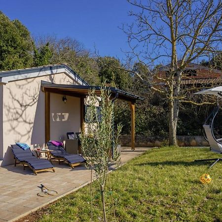 Villa Modean In Pula - Haus Fuer 2-3 Personen Exterior foto