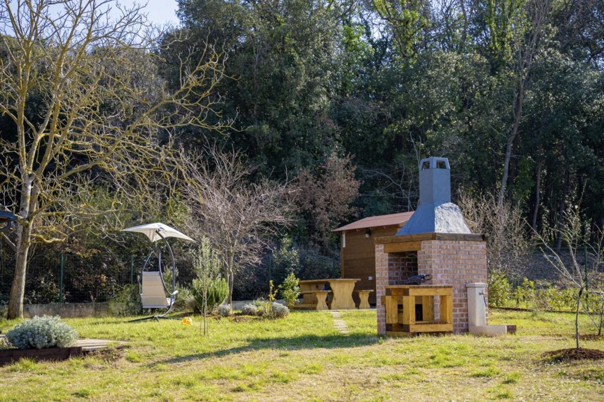 Villa Modean In Pula - Haus Fuer 2-3 Personen Exterior foto