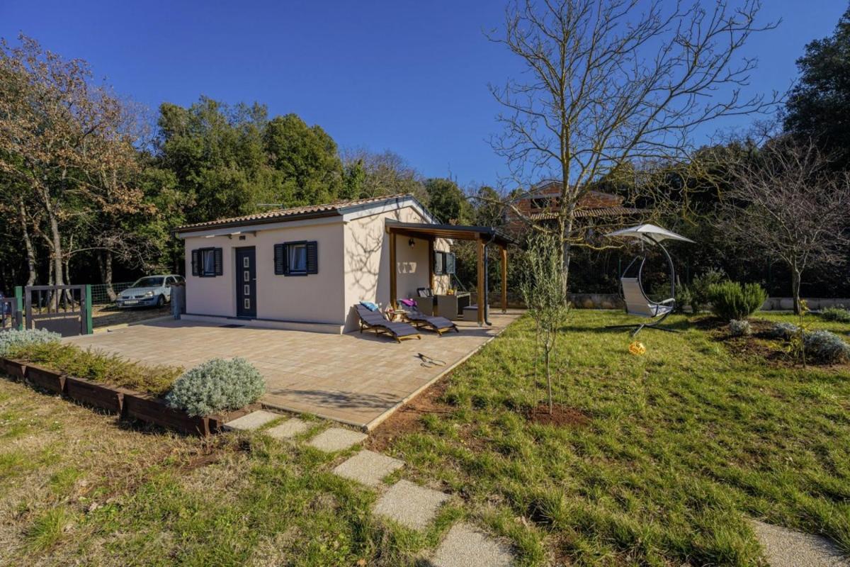 Villa Modean In Pula - Haus Fuer 2-3 Personen Exterior foto